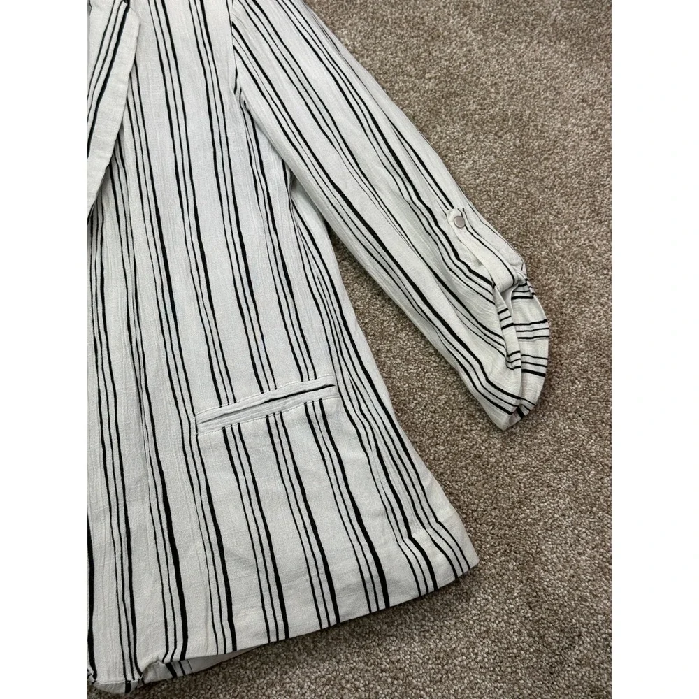 Jennifer Lopez Womens XS White Black Striped Open Front Roll‎ Tab Sleeve Blazer